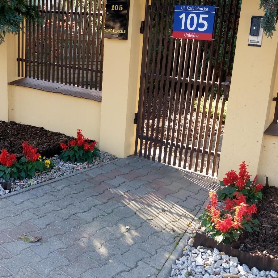 Przylesie Apartment Uniejow Luaran gambar